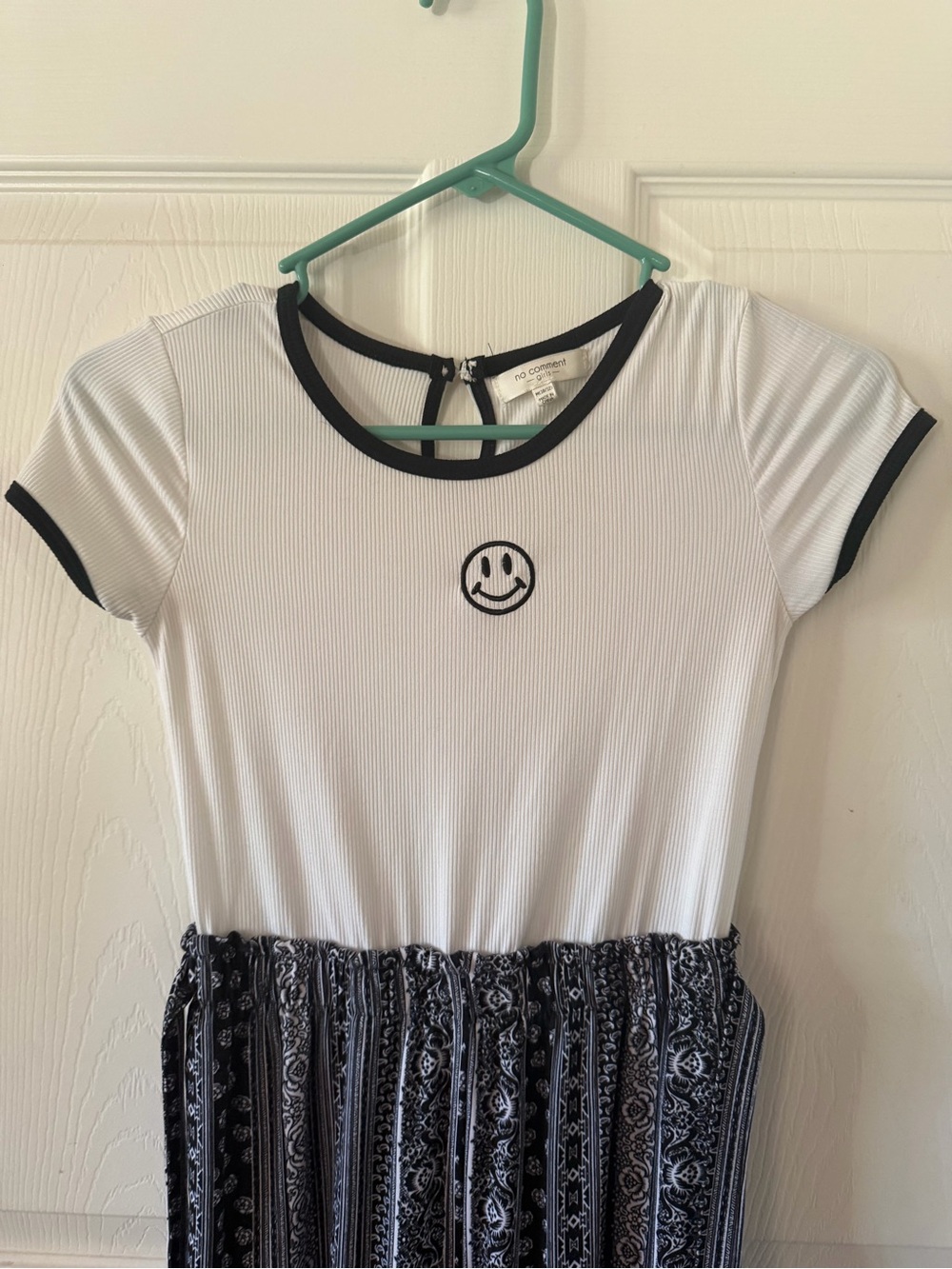 White Short-Sleeve Tee pants jumper with Black Trim and Smiley